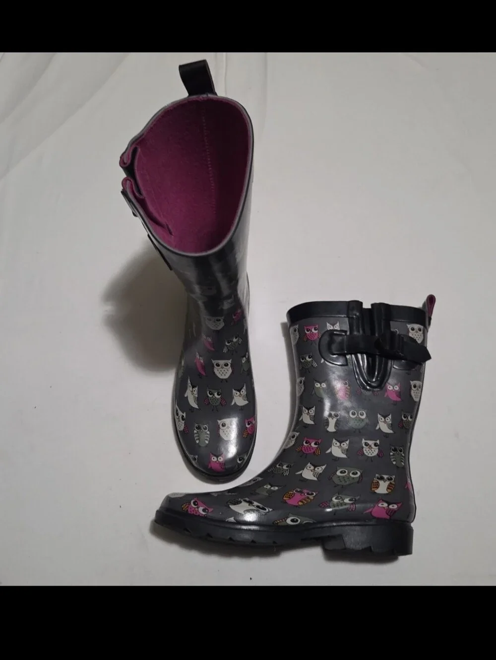 Capelli women's size 7 Grey owl rain boots #18